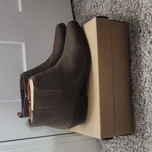 Womens boots Lucky Brand